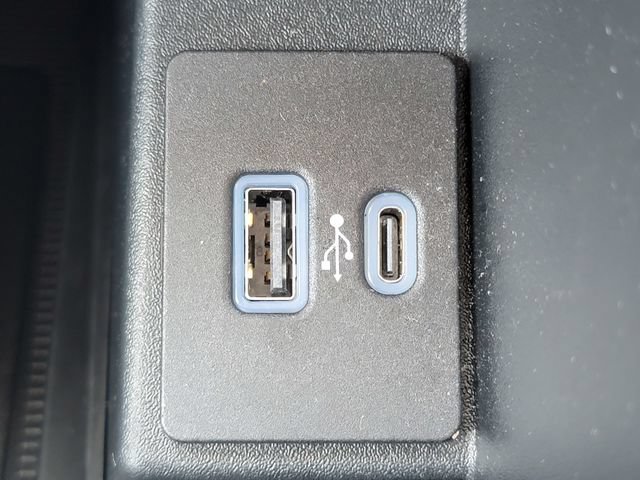Certified 2024 Ford Edge SEL w/ Convenience Package AWD/4WD image 8