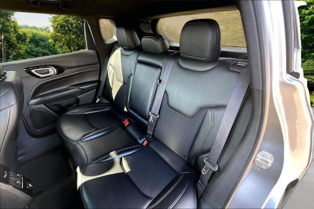 Used 2023 Jeep Compass Trailhawk AWD/4WD image 25