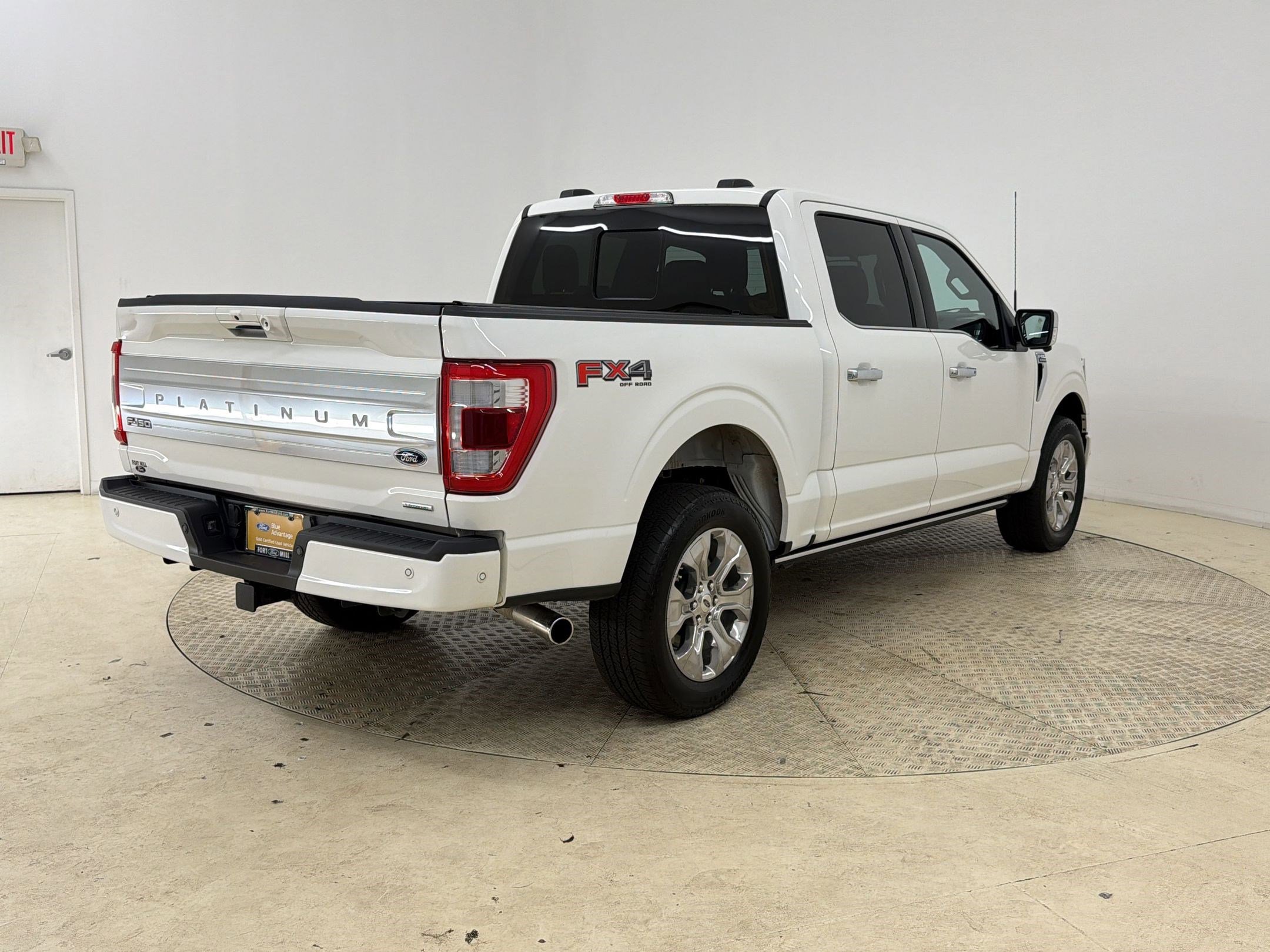 Certified 2023 Ford F150 Platinum w/ Equipment Group 701A High AWD/4WD image 9
