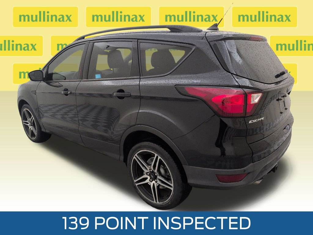 Certified 2019 Ford Escape SEL image 3