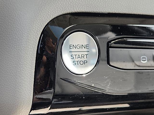Certified 2025 Ford Escape SE FWD image 25