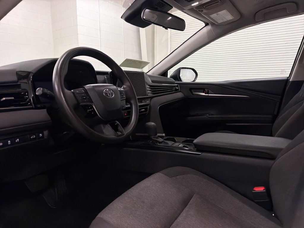 Used 2025 Toyota Camry LE FWD image 6