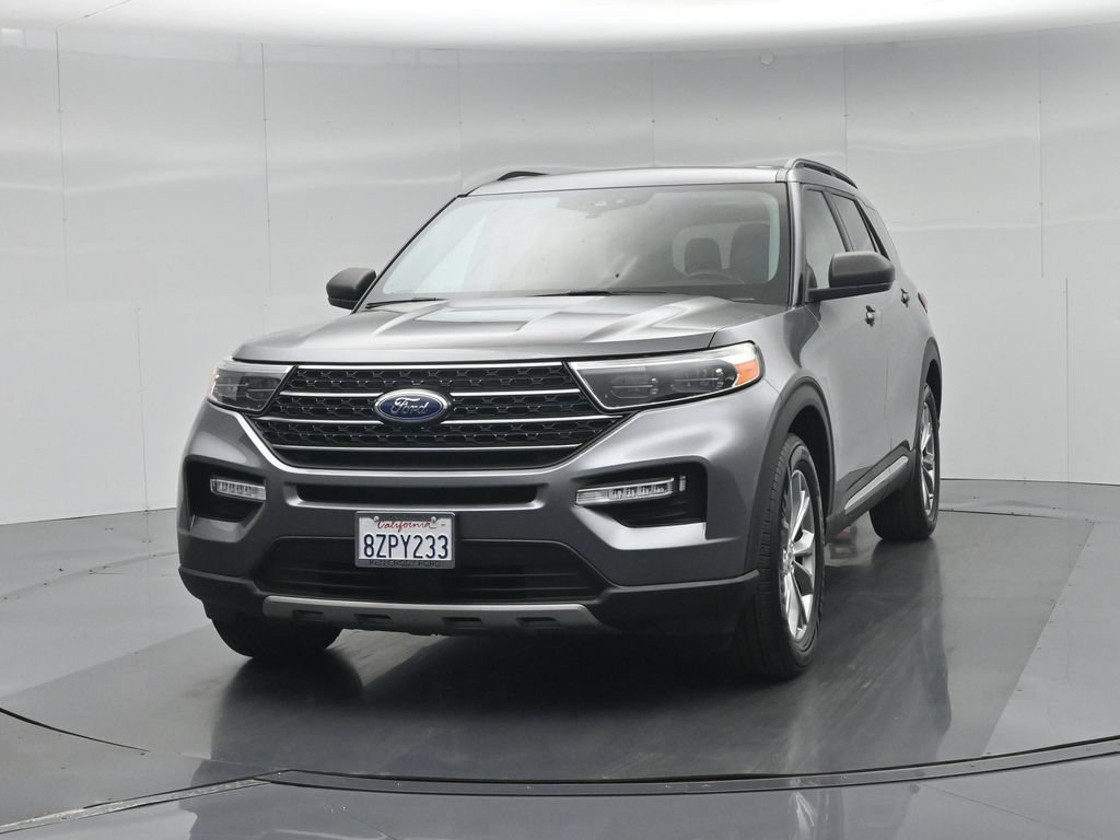 Certified 2021 Ford Explorer XLT w/ Equipment Group 202A RWD image 60