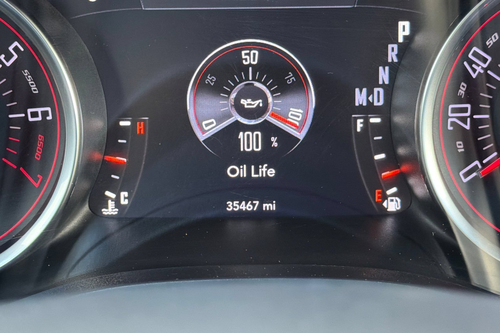 Used 2019 Dodge Challenger SXT RWD image 28