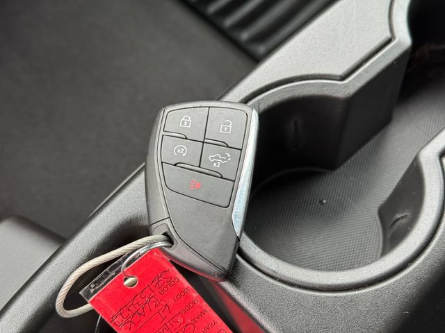 Used 2025 Chevrolet Silverado 1500 LT AWD/4WD image 11