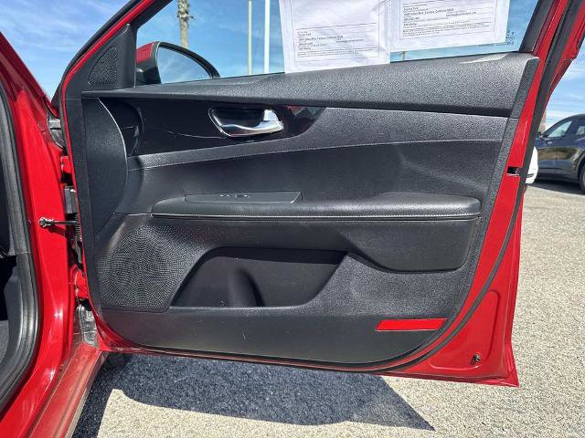 Used 2019 Kia Forte EX image 29