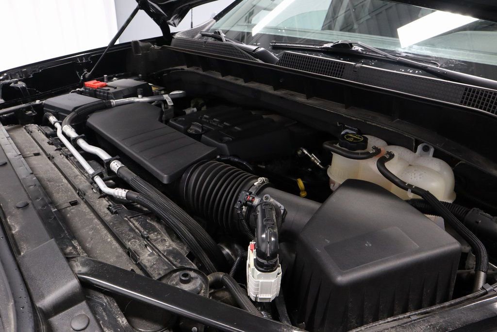 Used 2024 Chevrolet Silverado 1500 LT image 13