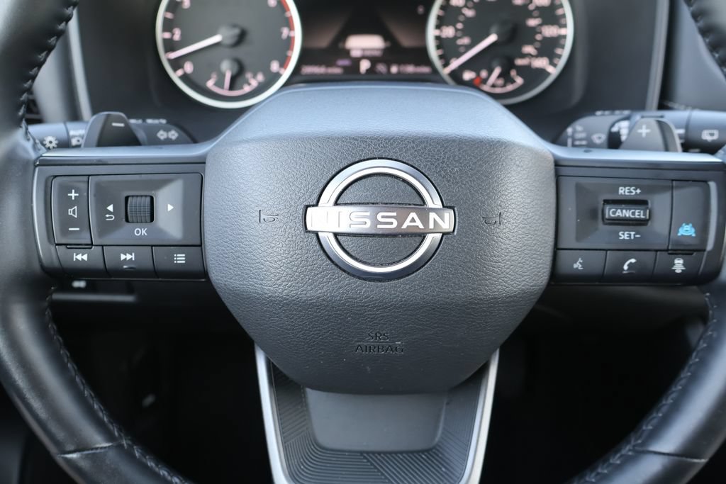 Used 2025 Nissan Rogue SV AWD/4WD image 34