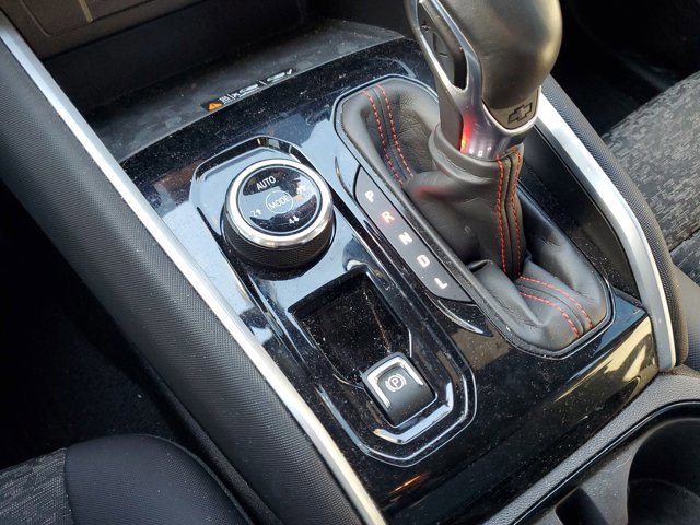 Used 2024 Chevrolet Colorado Z71 w/ Z71 Convenience Package 2 image 27