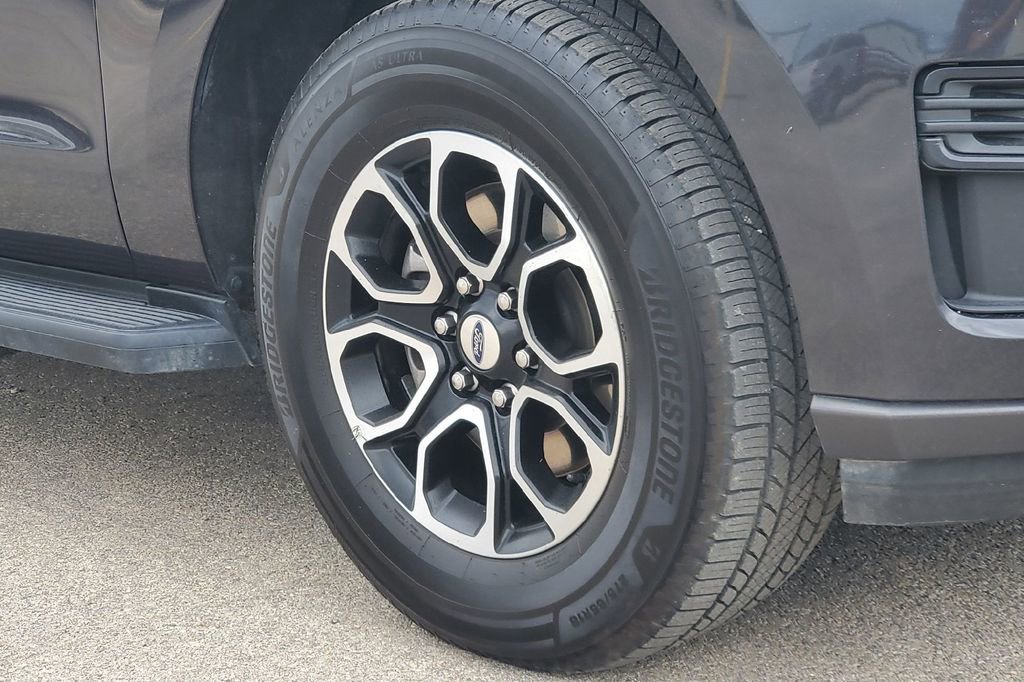 Certified 2024 Ford Expedition Max XLT RWD image 29