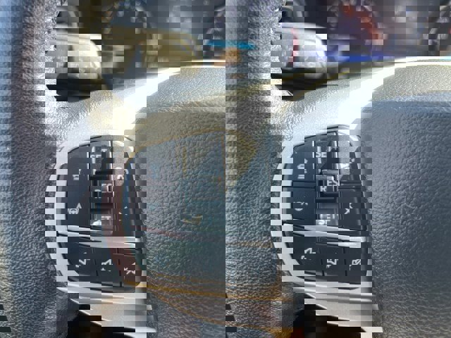 Certified 2022 Ford Explorer XLT w/ Equipment Group 202A image 18