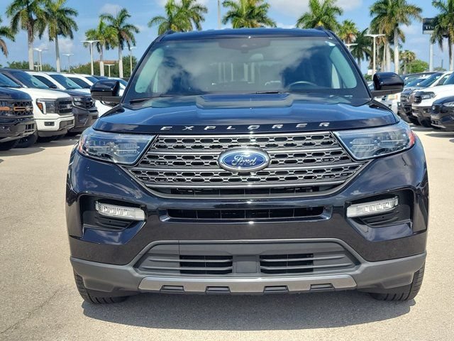 Certified 2023 Ford Explorer XLT w/ Equipment Group 202A RWD image 2