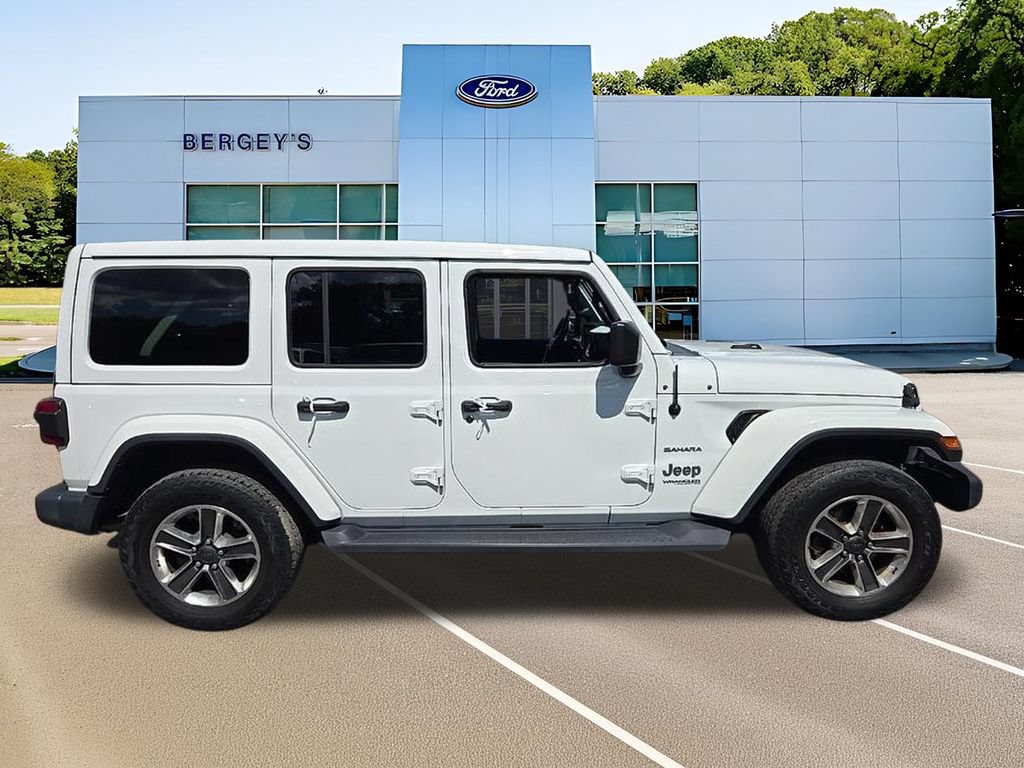 Used 2021 Jeep Wrangler Unlimited Sahara AWD/4WD image 10