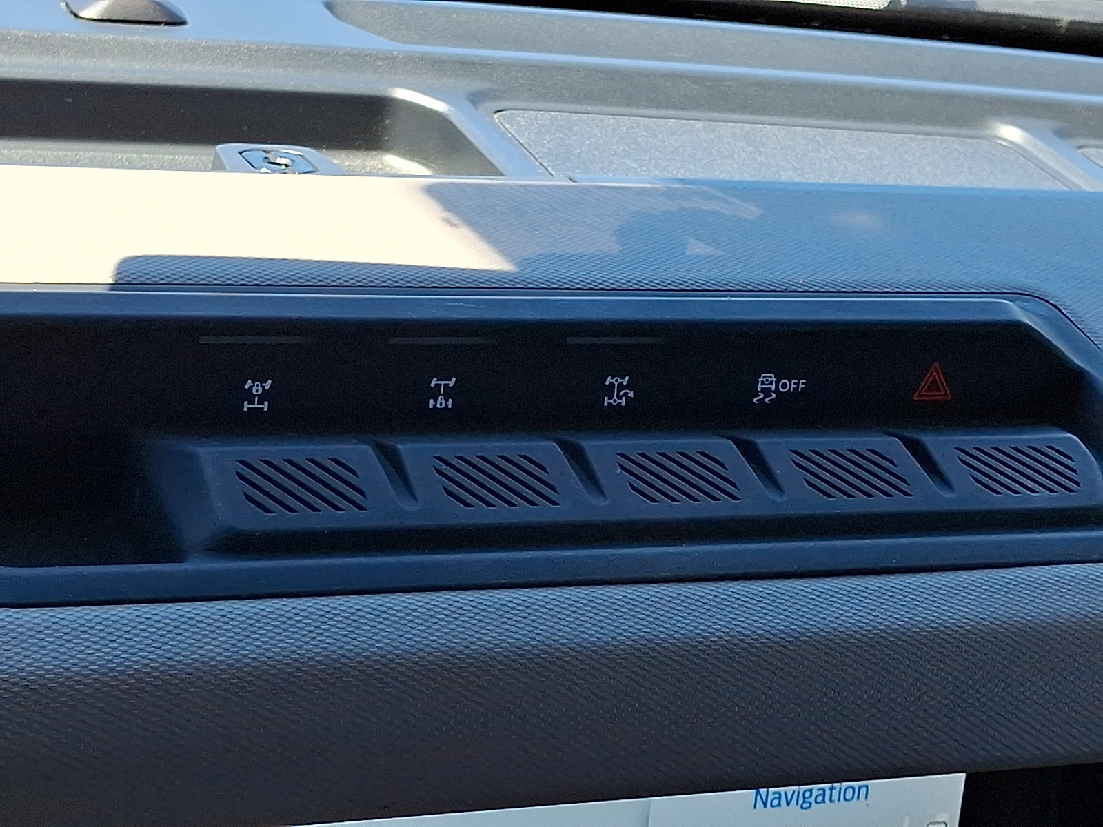 Certified 2023 Ford Bronco Wildtrak AWD/4WD image 26