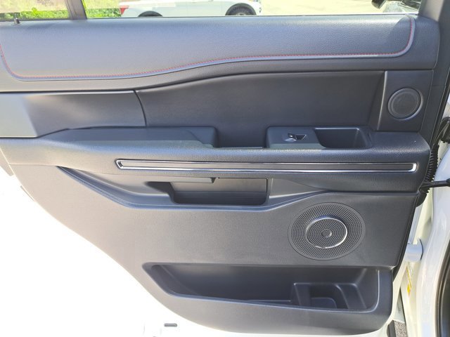 Certified 2023 Ford Expedition Limited image 16