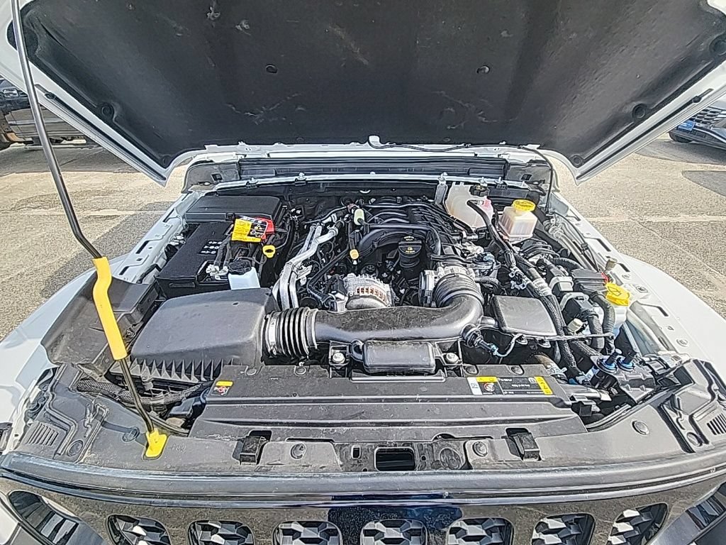 Used 2022 Jeep Gladiator Sport AWD/4WD image 21