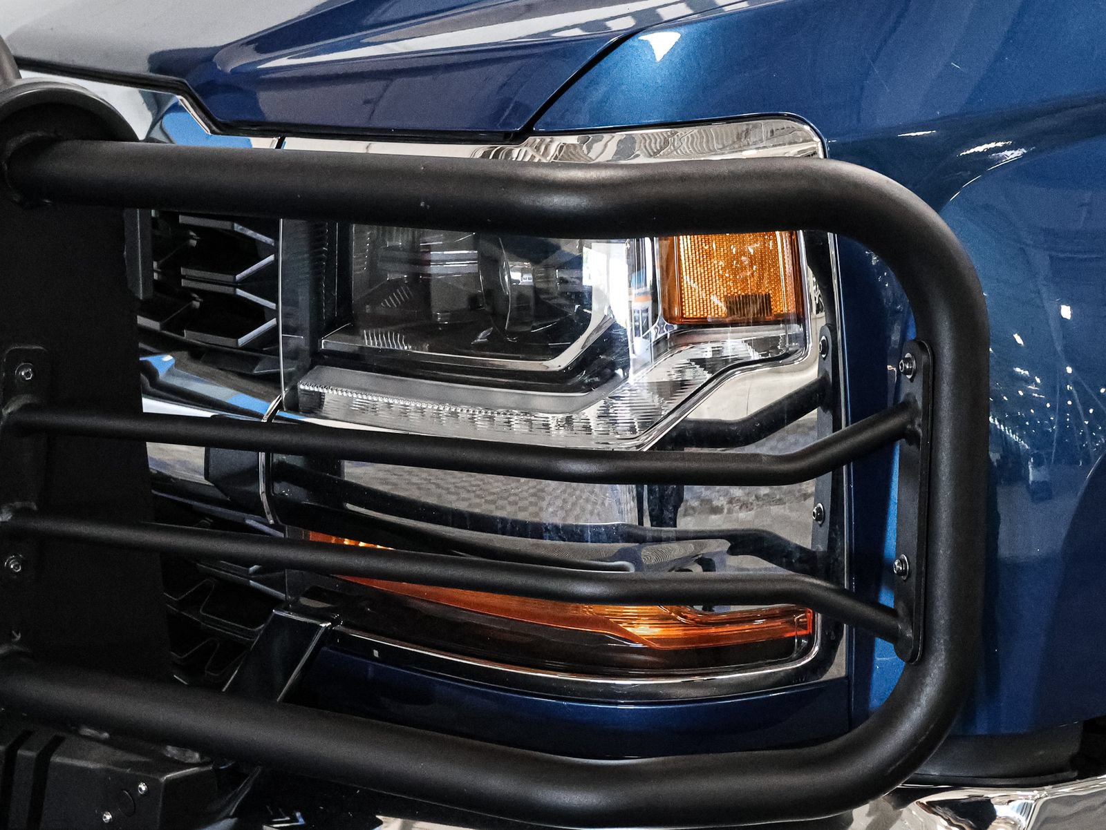 Used 2018 Chevrolet Silverado 1500 LT w/ All Star Edition AWD/4WD image 14