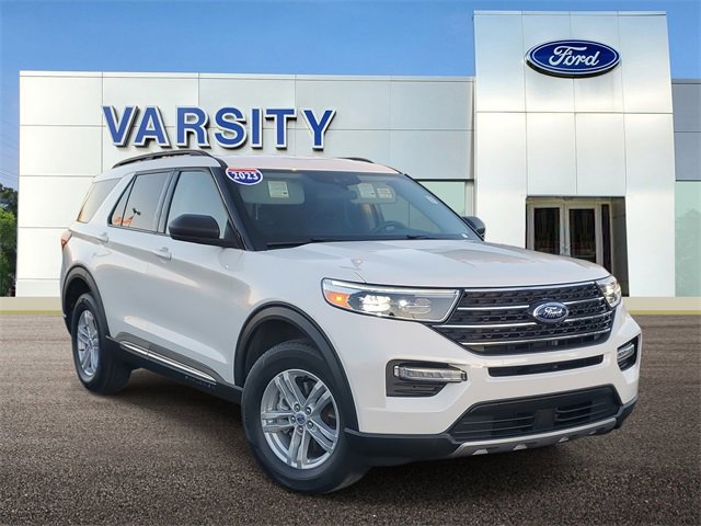 Certified 2023 Ford Explorer XLT w/ Equipment Group 202A image 4
