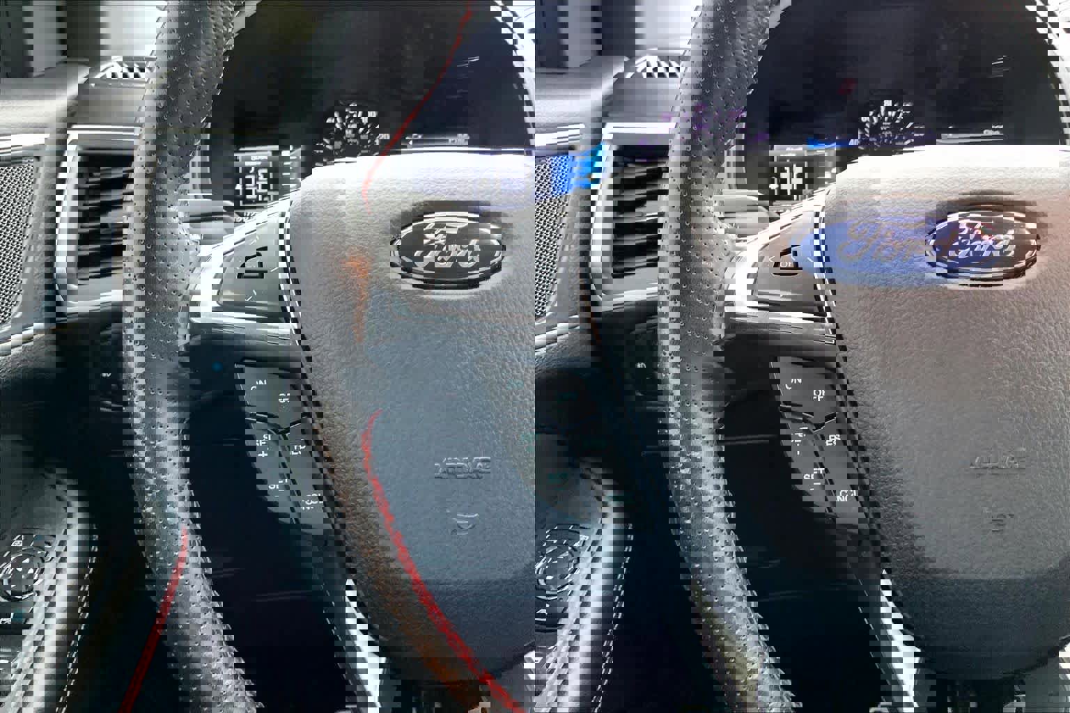 Certified 2024 Ford Edge ST-Line image 23