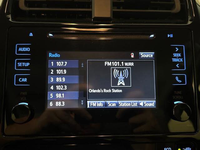 Used 2019 Toyota Prius image 24