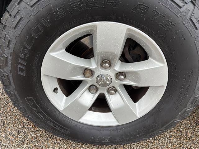 Used 2019 RAM 1500 Classic SLT image 9