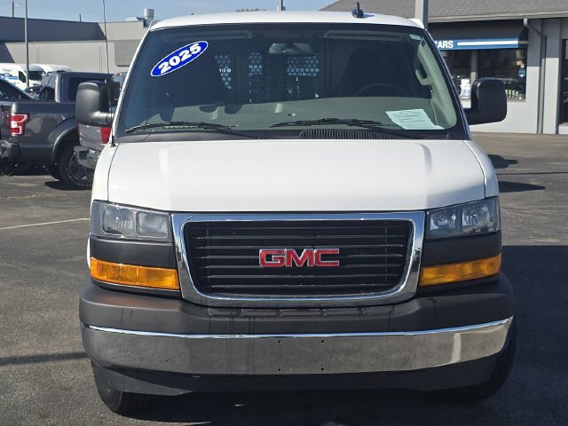 Used 2025 GMC Savana 2500 w/ Driver Convenience Package RWD image 8