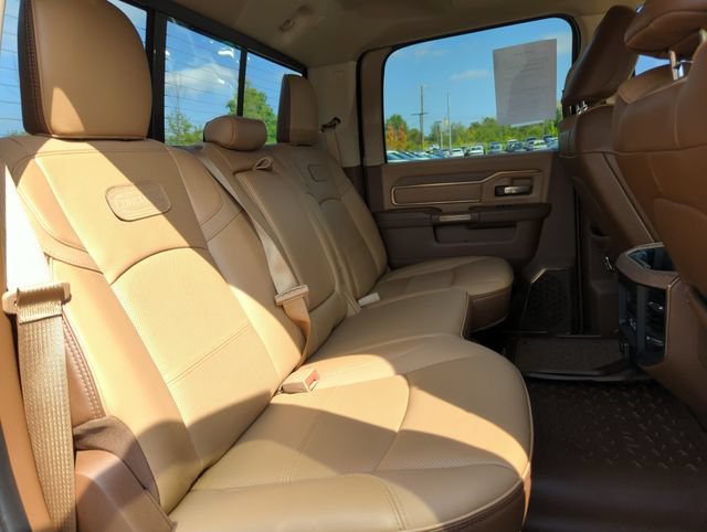 Used 2022 RAM 3500 Limited w/ Max Tow Package AWD/4WD image 17