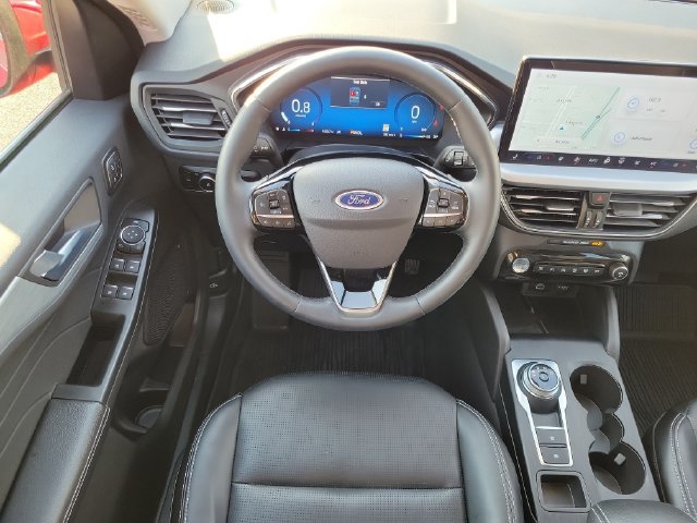 Certified 2024 Ford Escape Platinum AWD/4WD image 30