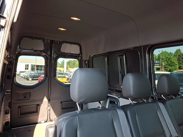 Used 2020 Mercedes-Benz Sprinter 2500 image 12