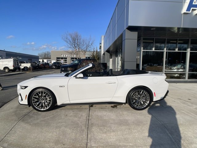 Certified 2024 Ford Mustang GT Premium image 3