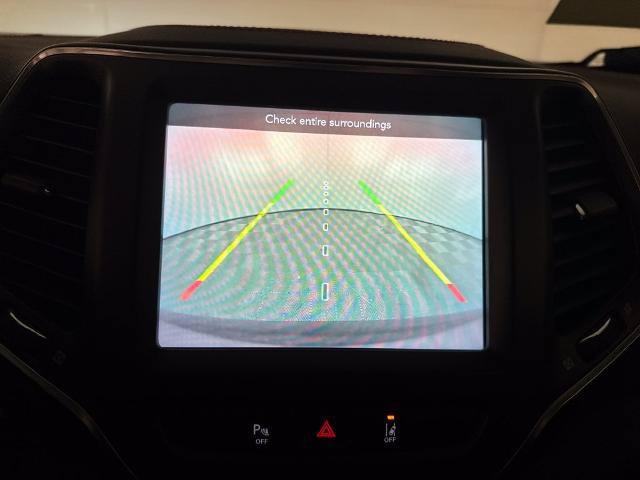 Used 2021 Jeep Cherokee Trailhawk w/ Trailer Tow Group AWD/4WD image 19