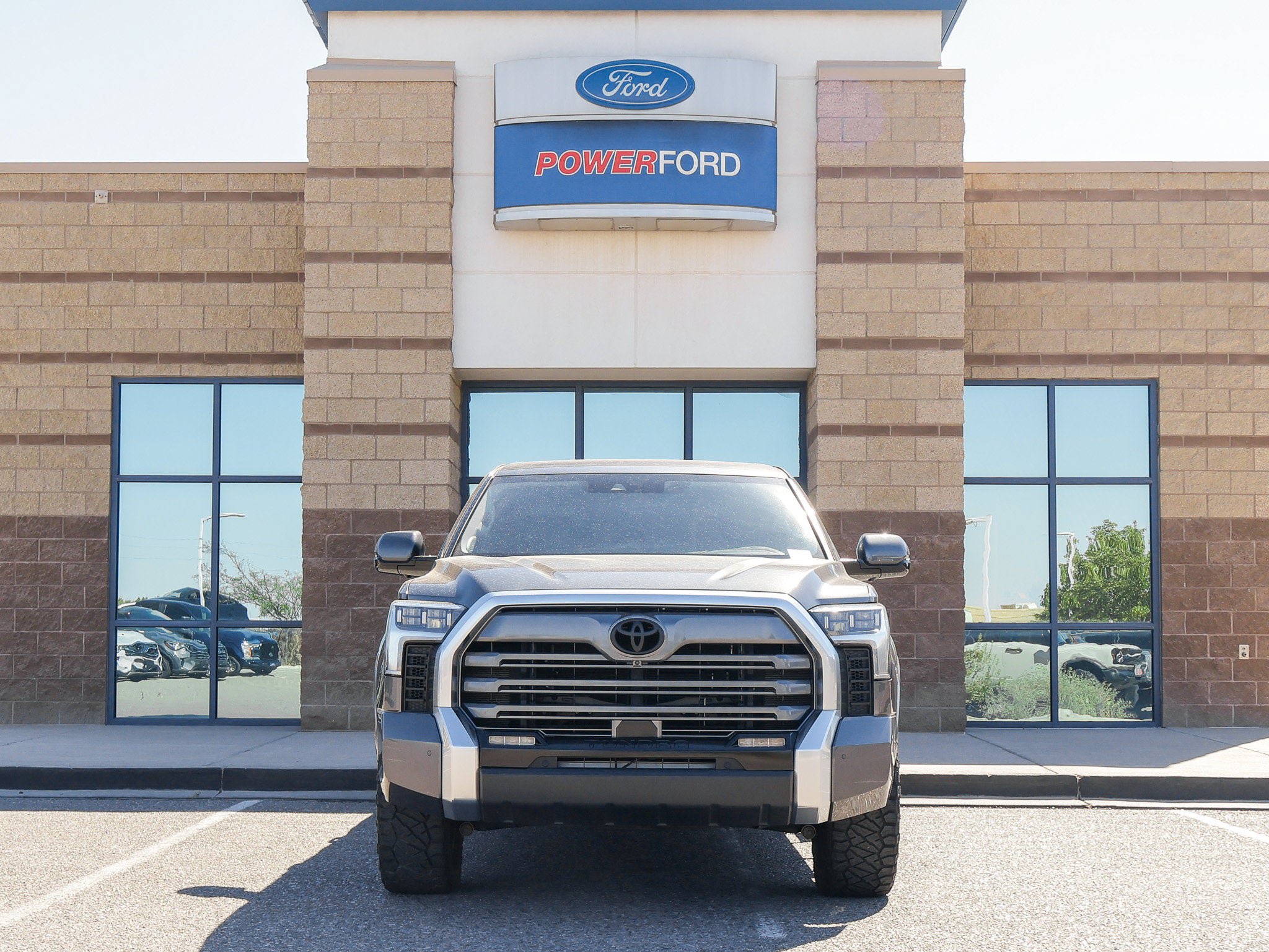 Used 2023 Toyota Tundra Limited AWD/4WD image 3
