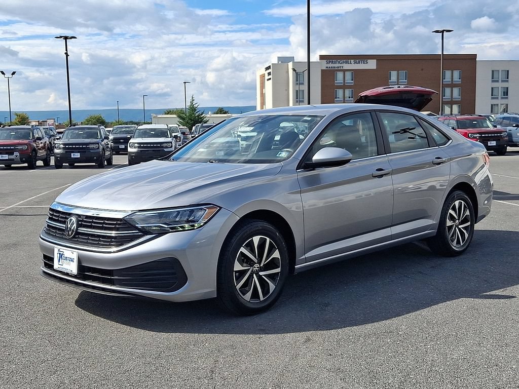 Used 2024 Volkswagen Jetta S FWD image 3