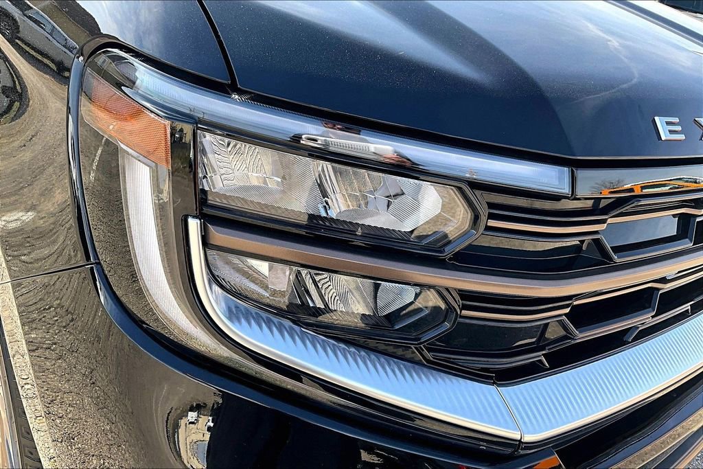 Certified 2025 Ford Expedition King Ranch AWD/4WD image 30