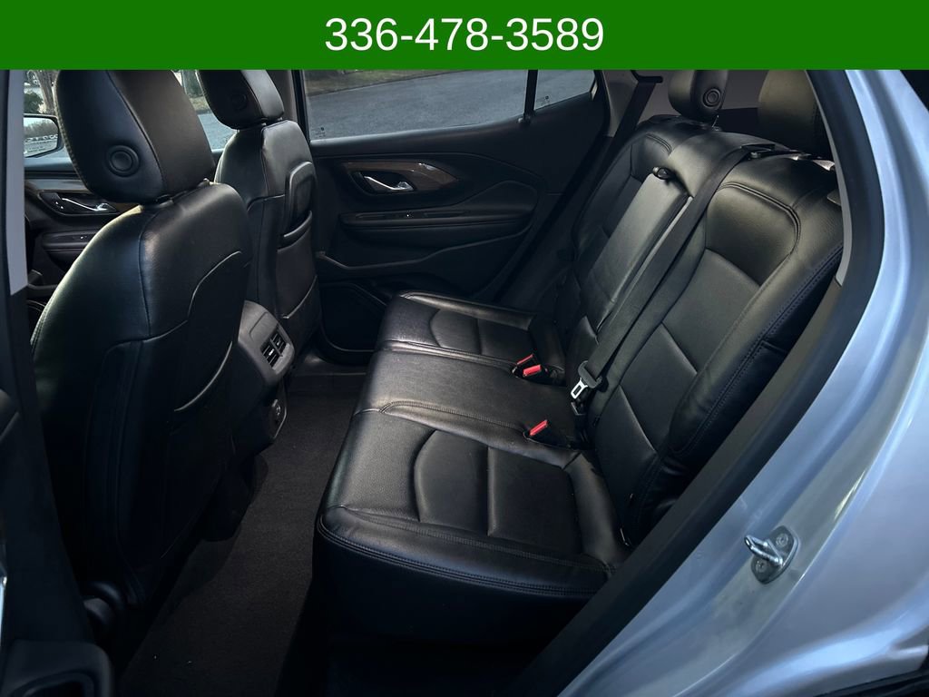 Used 2020 GMC Terrain SLE w/ Elevation Edition image 22
