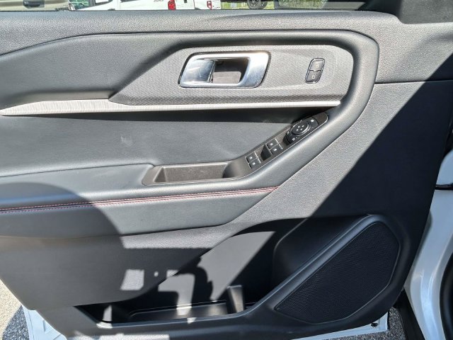 Certified 2026 Ford Explorer ST-Line AWD/4WD image 24