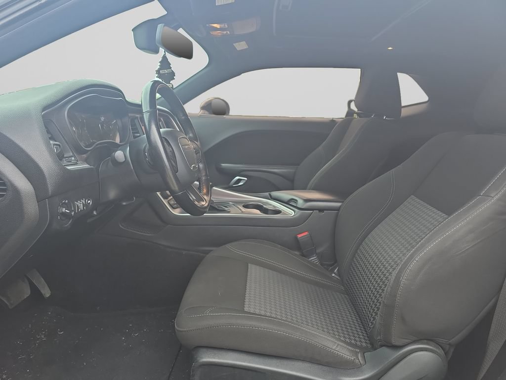 Used 2021 Dodge Challenger SXT w/ Blacktop Package RWD image 3