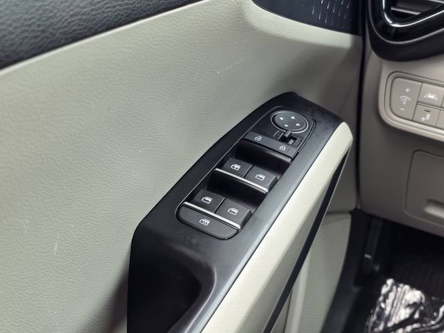 Used 2022 Kia Soul EX FWD image 16