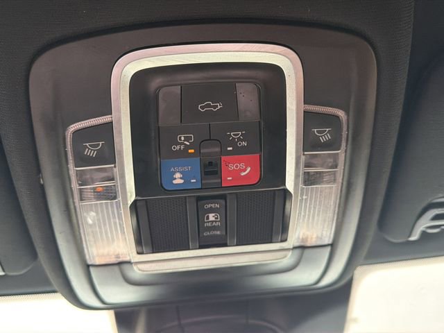 Used 2022 RAM 2500 Limited image 29