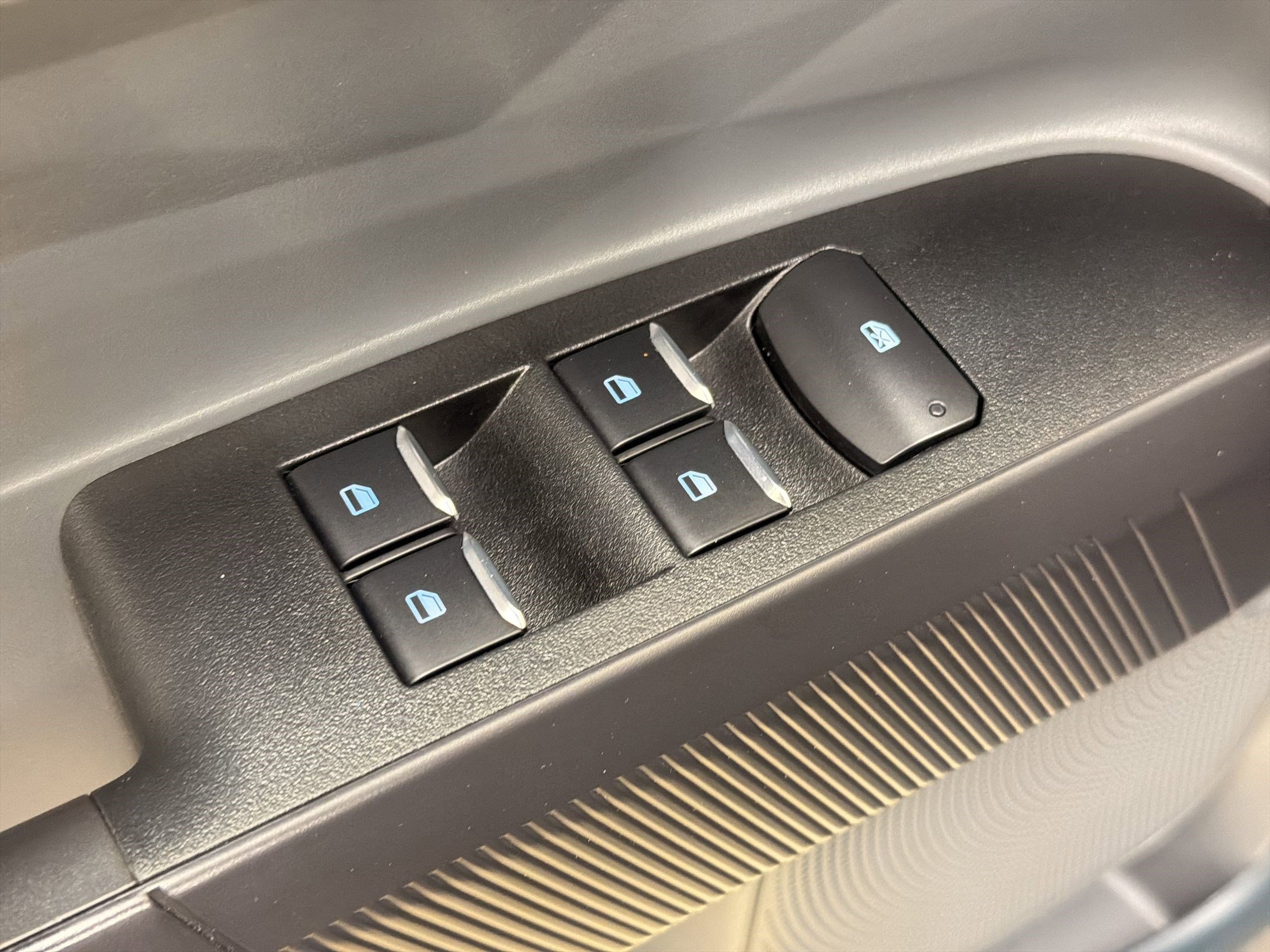 Certified 2025 Ford Maverick XL image 20