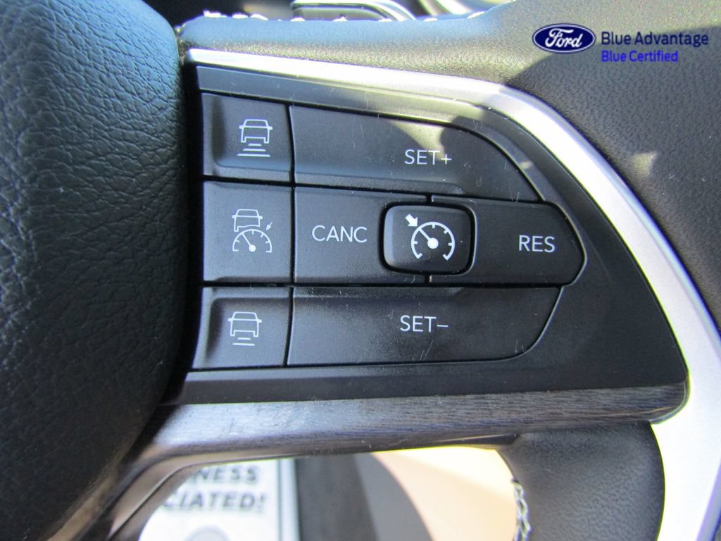Used 2024 Jeep Grand Cherokee L Limited w/ Luxury Tech Group II AWD/4WD image 38