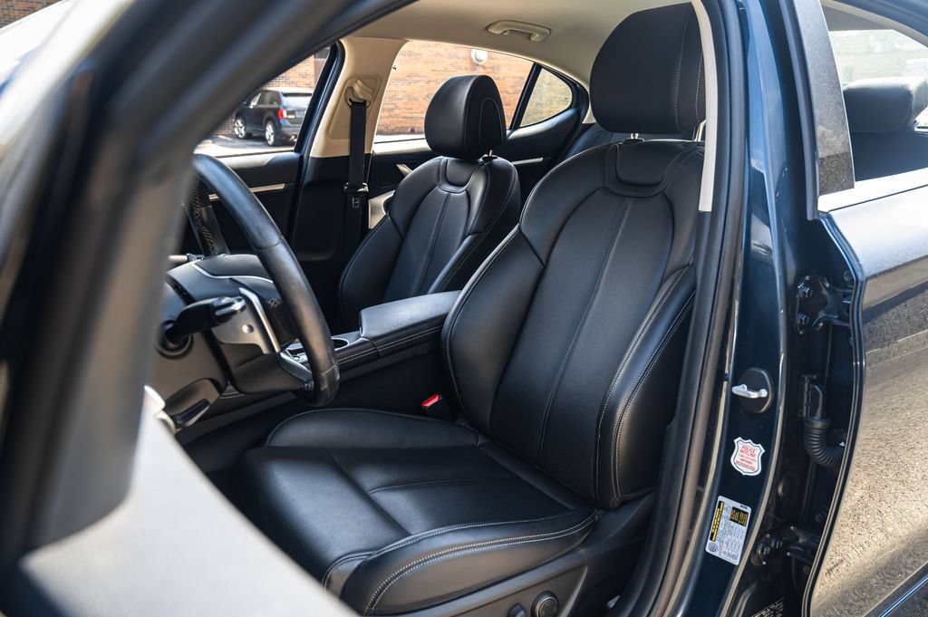 Used 2023 Genesis G70 2.0T AWD/4WD image 20