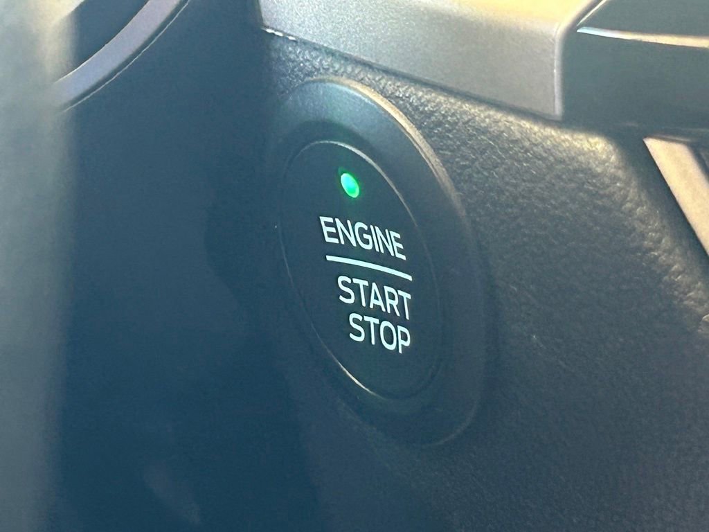 Certified 2020 Ford Escape SEL image 41