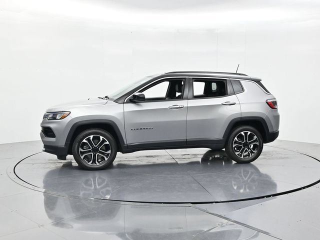 Used 2023 Jeep Compass Limited AWD/4WD image 6