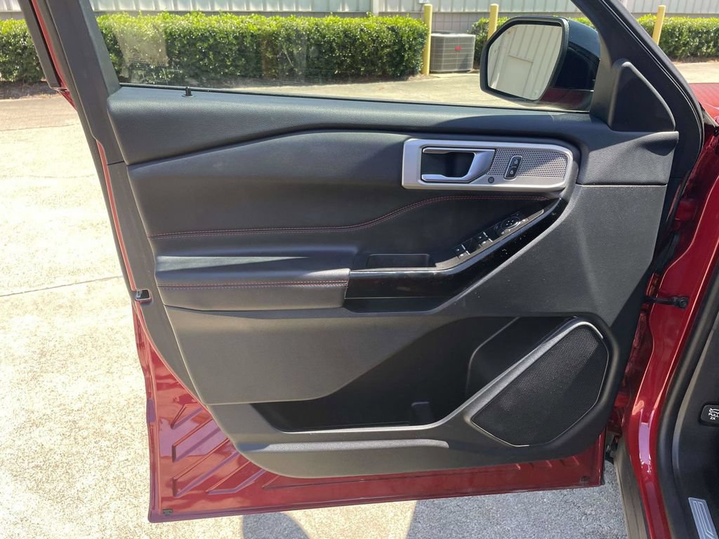 Certified 2022 Ford Explorer ST-Line RWD image 15