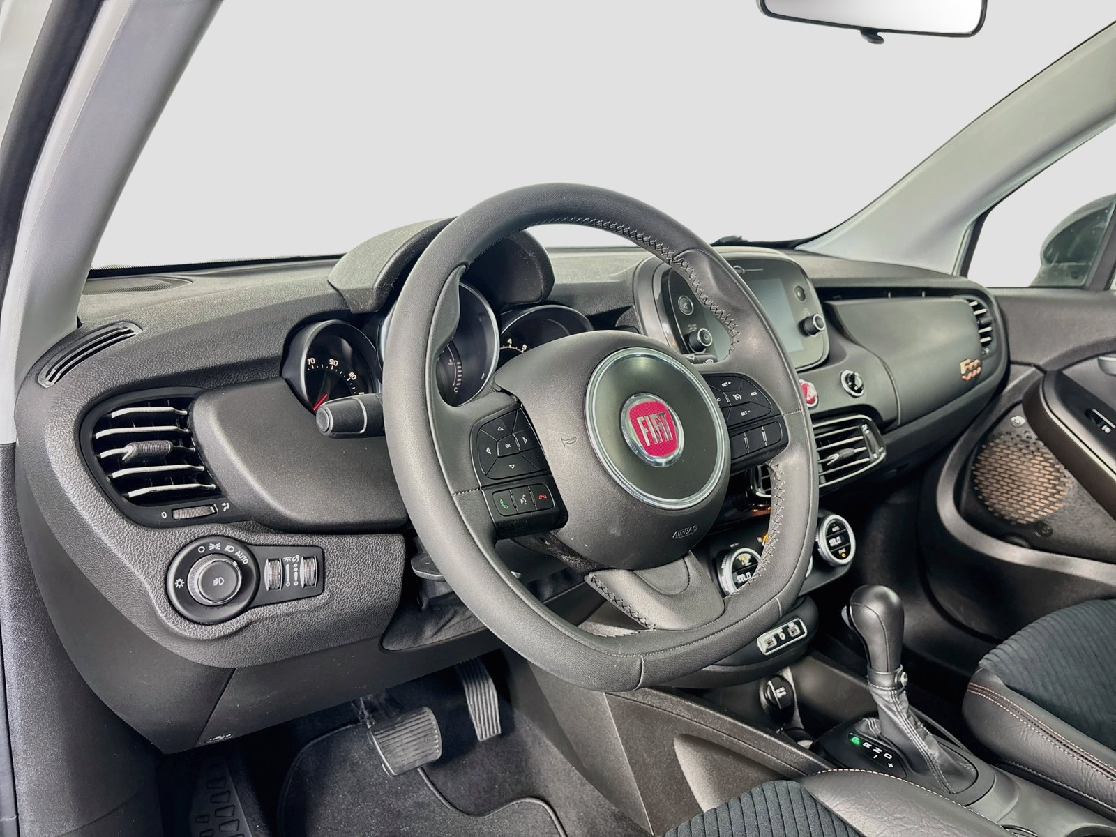 Used 2018 FIAT 500X Trekking FWD image 9