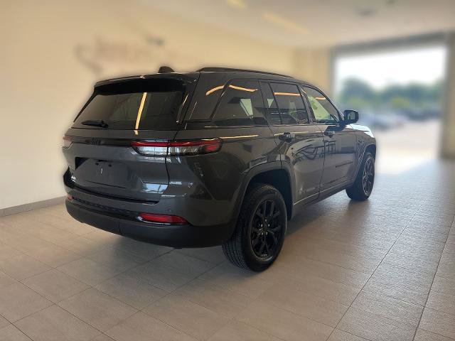 Used 2024 Jeep Grand Cherokee Altitude AWD/4WD video 2