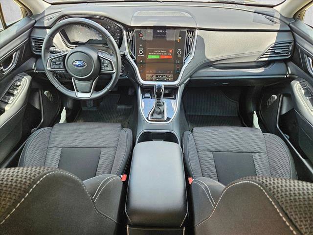 Used 2023 Subaru Outback Premium AWD/4WD image 19
