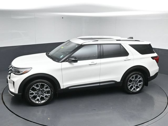 Certified 2025 Ford Explorer Platinum w/ Ultimate Package AWD/4WD image 51