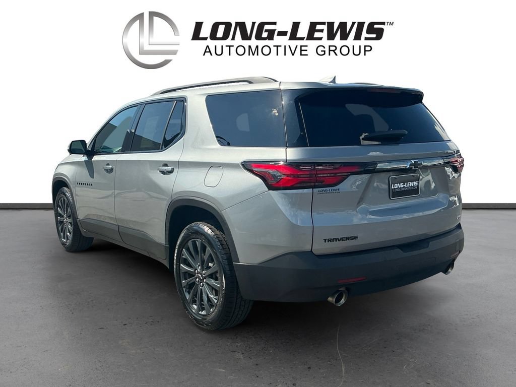 Used 2023 Chevrolet Traverse RS FWD image 4